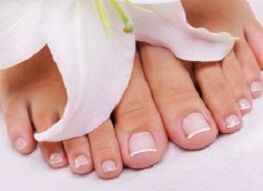 Nails without fungus